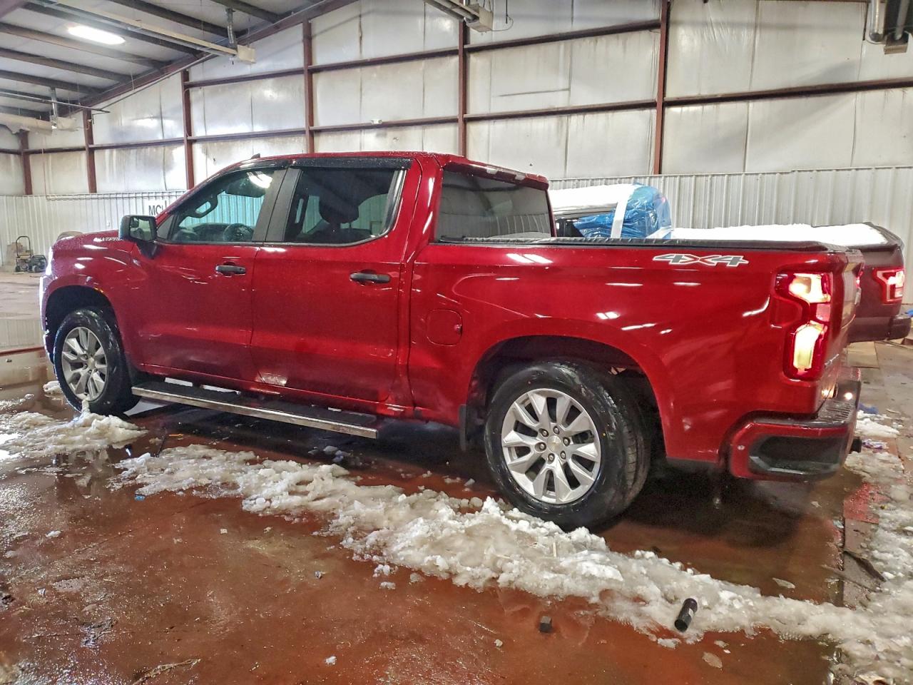 2021 CHEVROLET SILVERADO K1500 CUSTOM photo 3