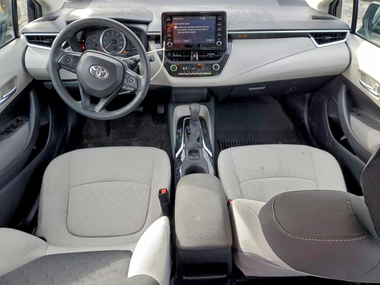 2020 TOYOTA COROLLA LE photo 8