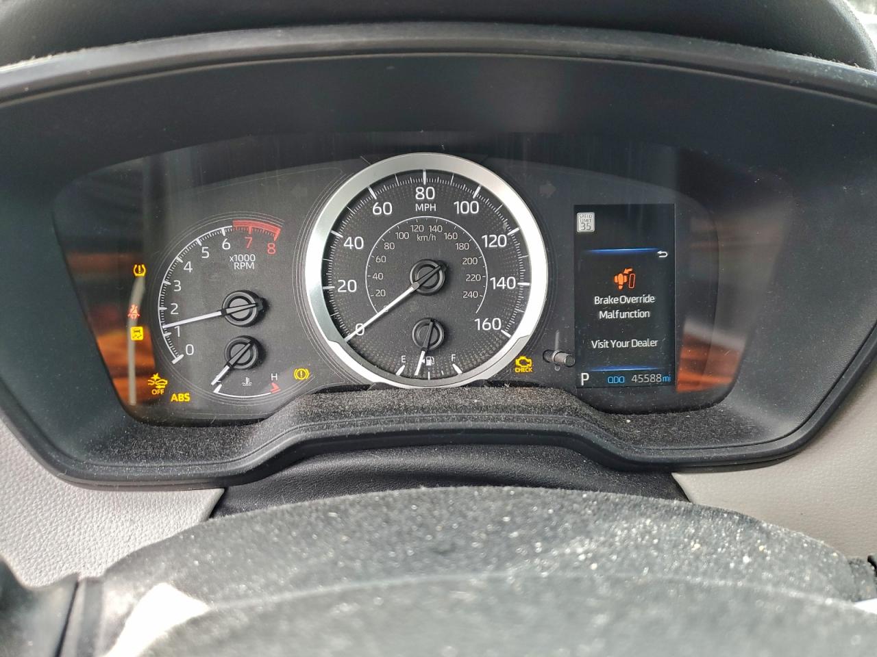 2020 TOYOTA COROLLA LE photo 9