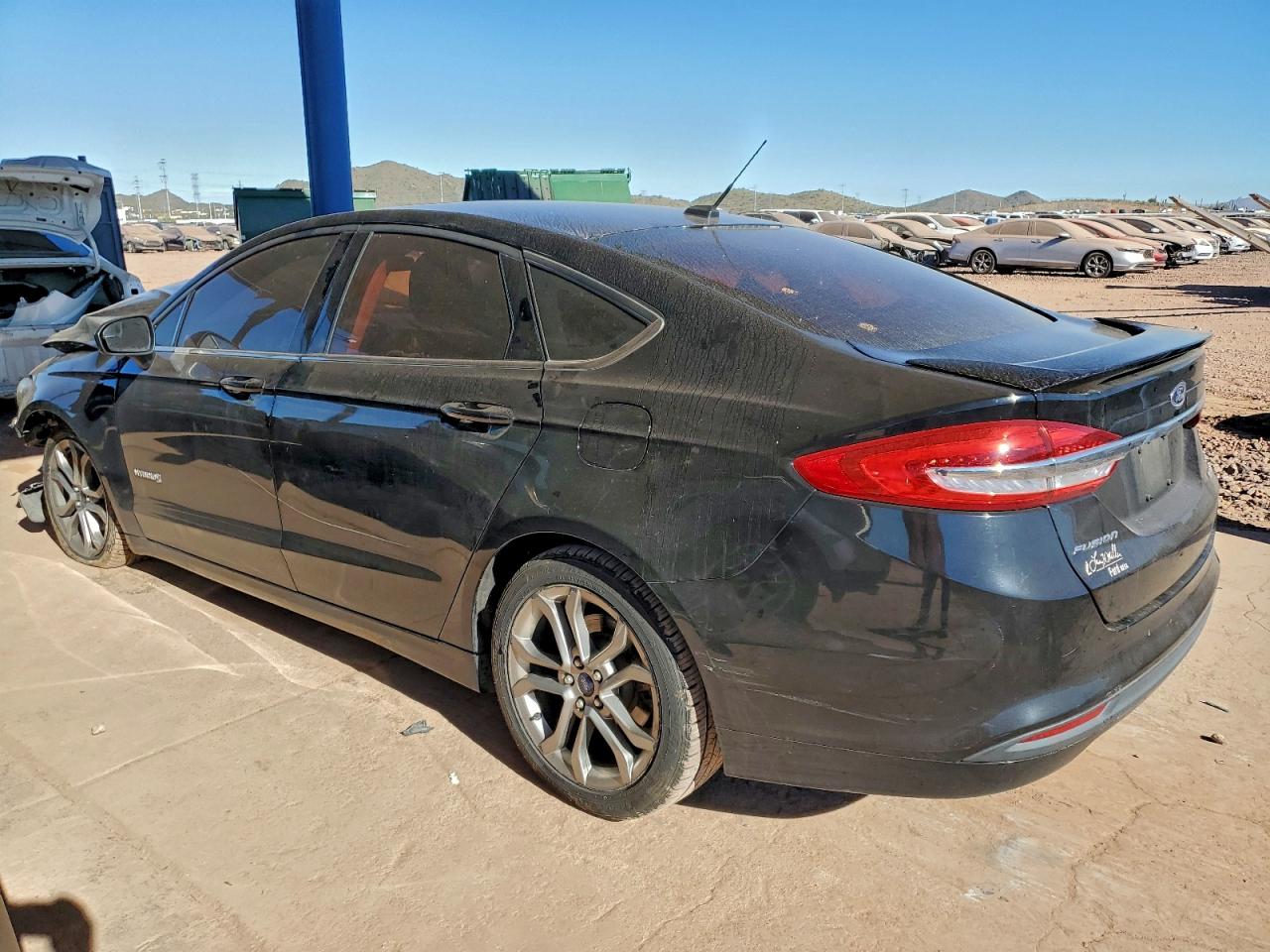 2017 FORD FUSION SE HYBRID photo 2