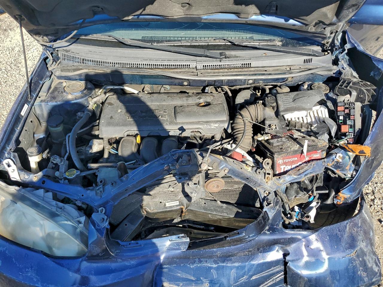 2004 TOYOTA COROLLA CE photo 11