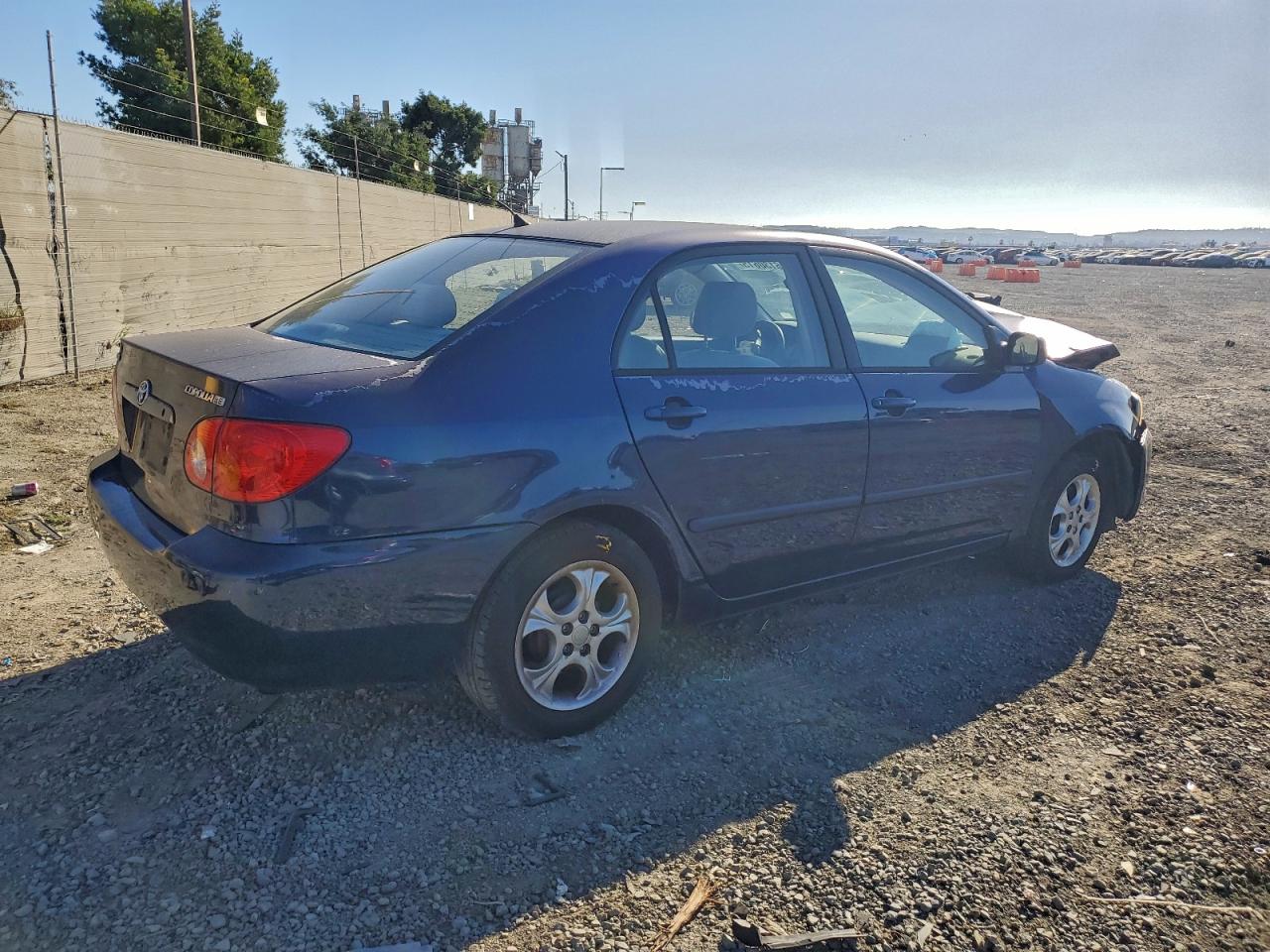 2004 TOYOTA COROLLA CE photo 3