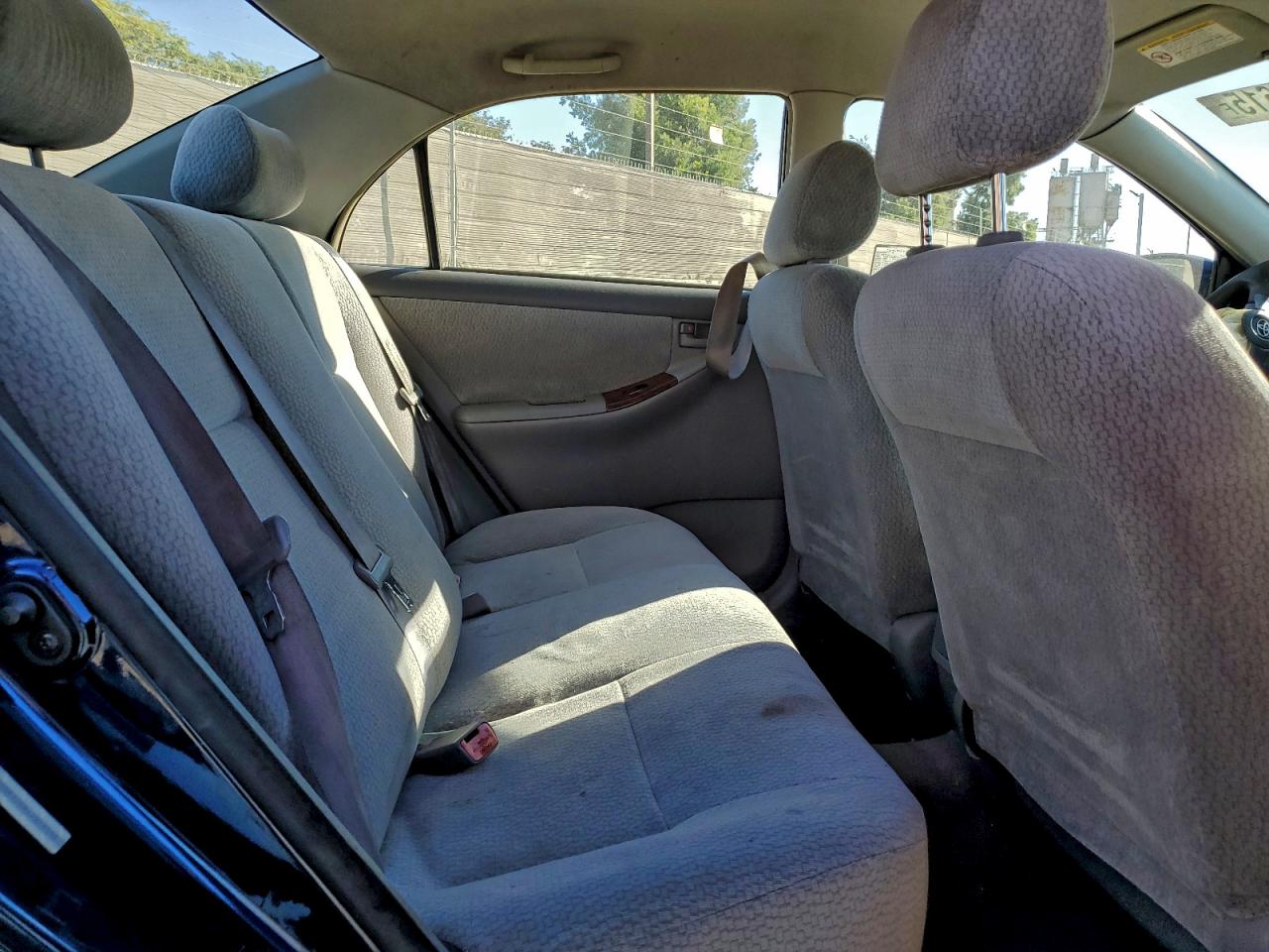 2004 TOYOTA COROLLA CE photo 10