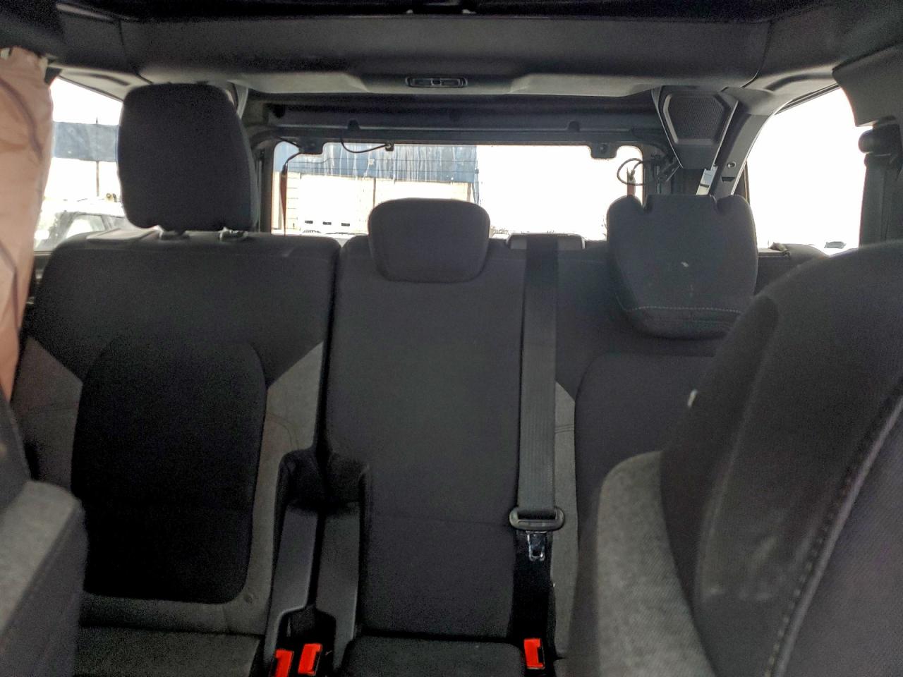 2021 FORD BRONCO BASE photo 28