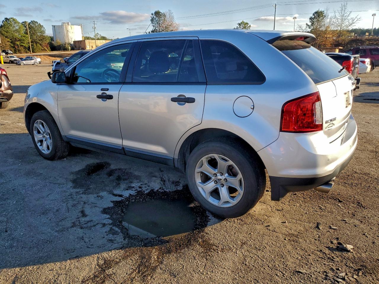 2013 FORD EDGE SE photo 3