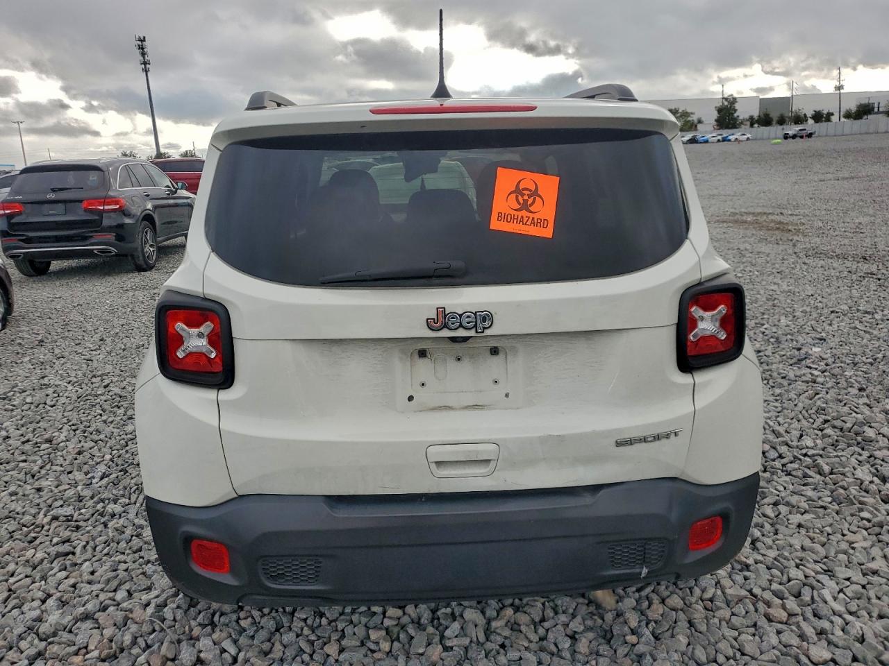 2019 JEEP RENEGADE SPORT photo 6