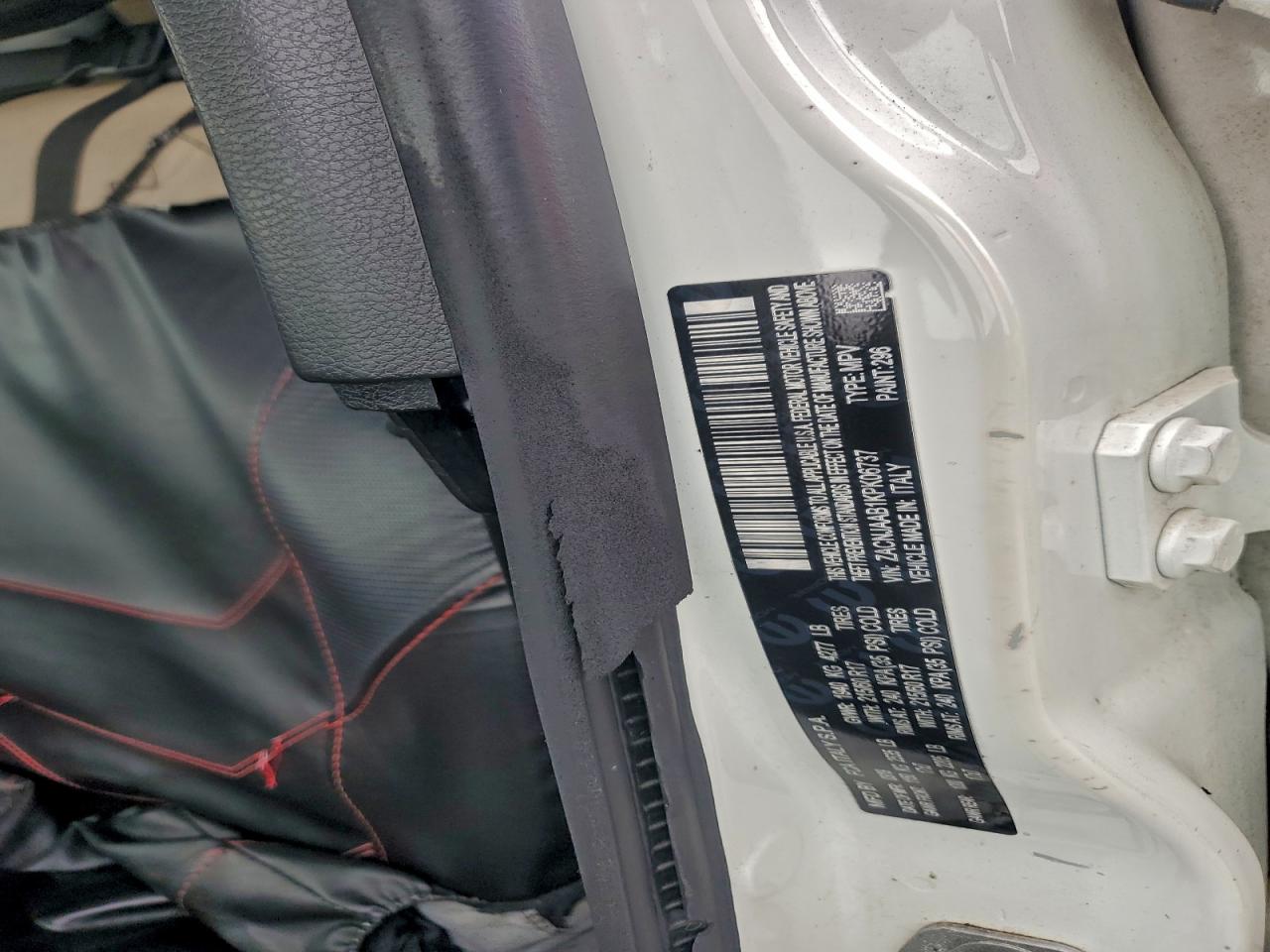 2019 JEEP RENEGADE SPORT photo 12