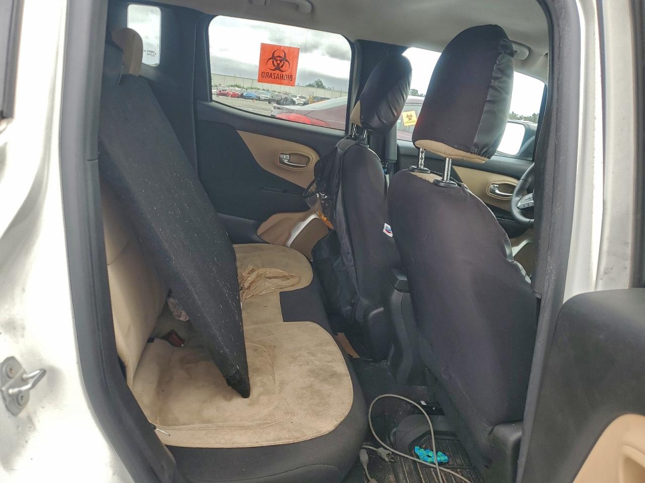 2019 JEEP RENEGADE SPORT photo 10