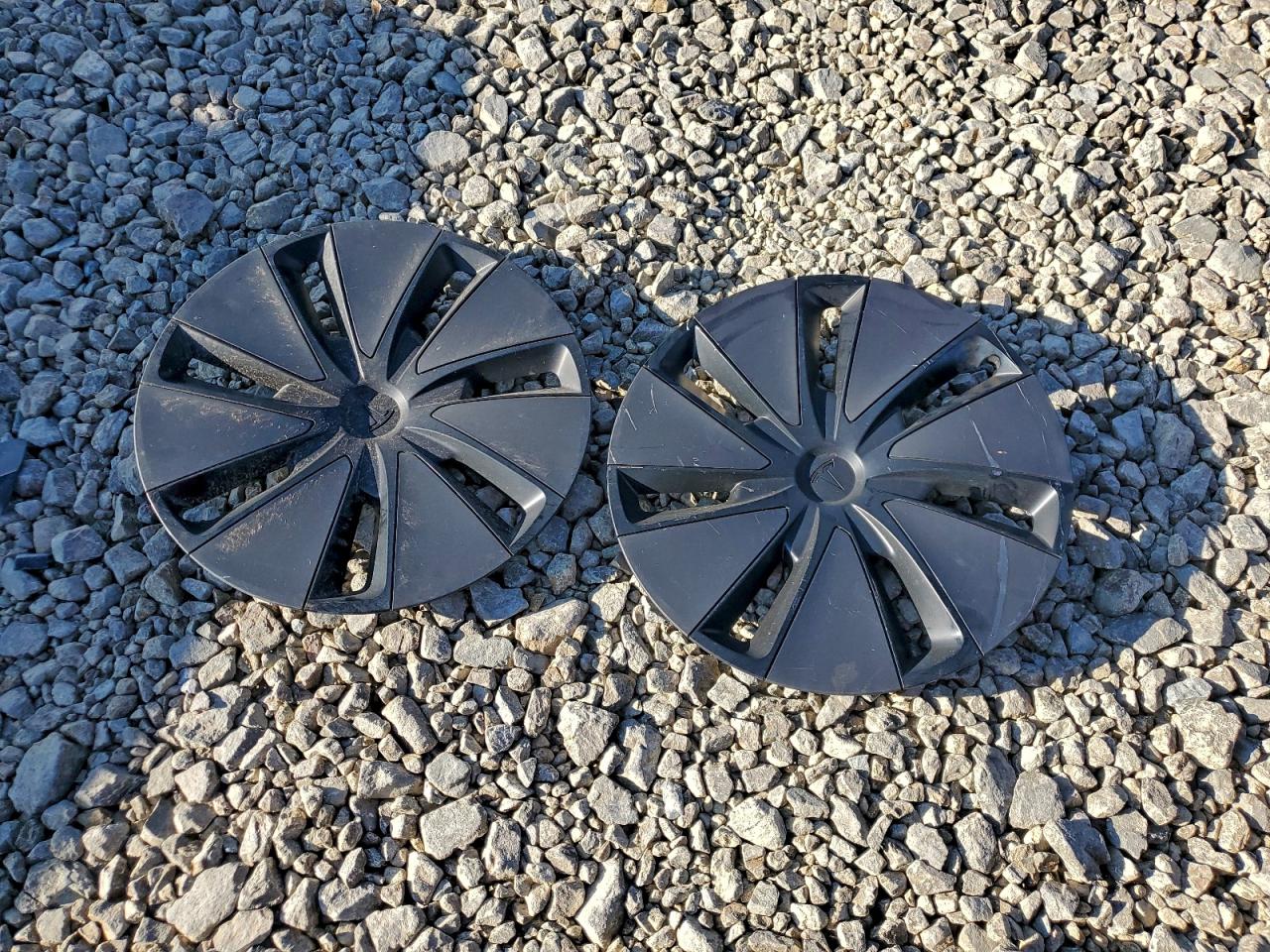 2024 TESLA MODEL 3 photo 13