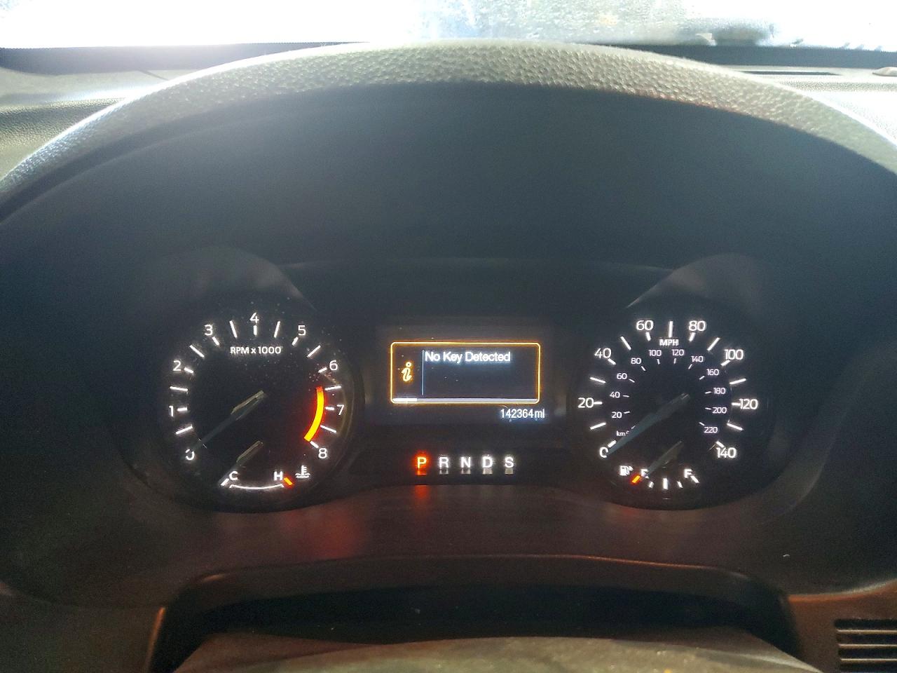 2016 FORD EXPLORER XLT photo 9