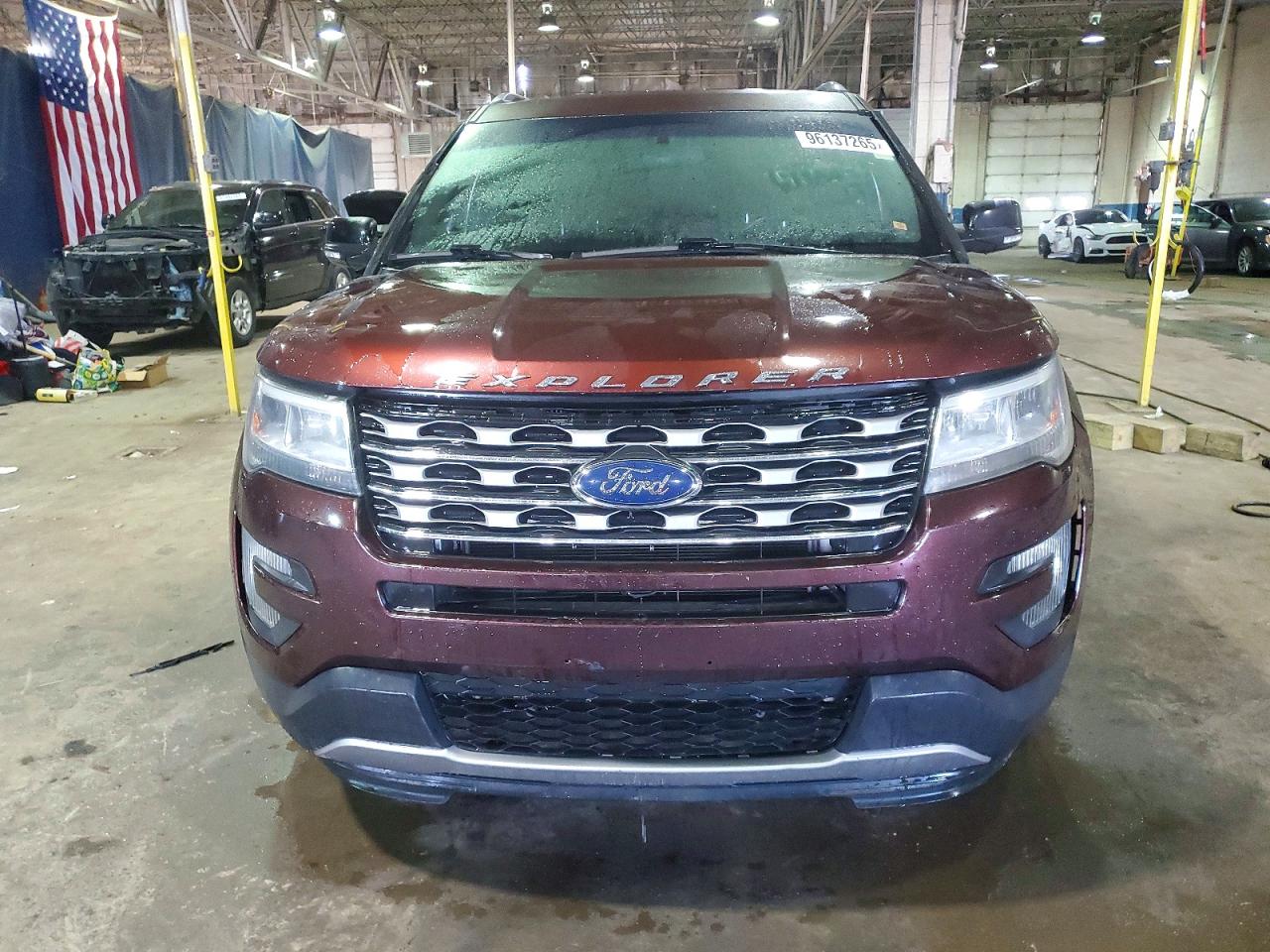 2016 FORD EXPLORER XLT photo 5