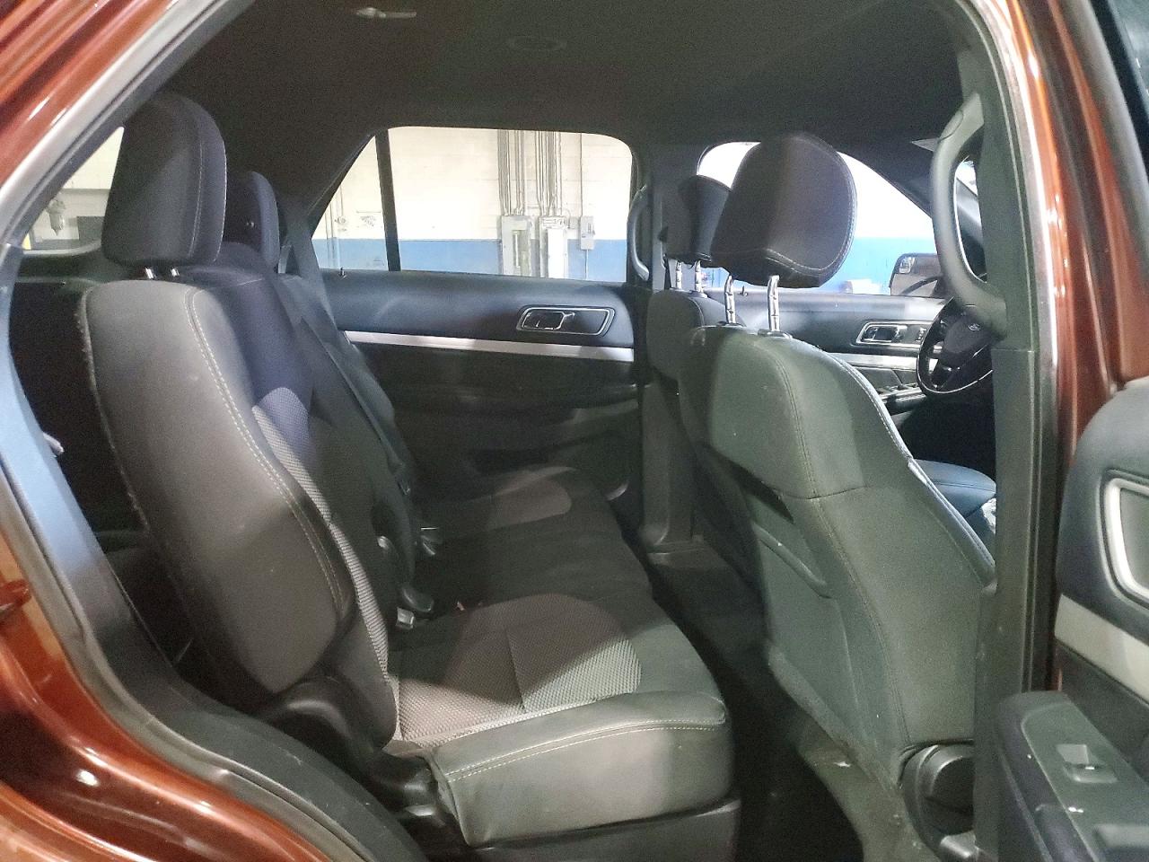 2016 FORD EXPLORER XLT photo 11