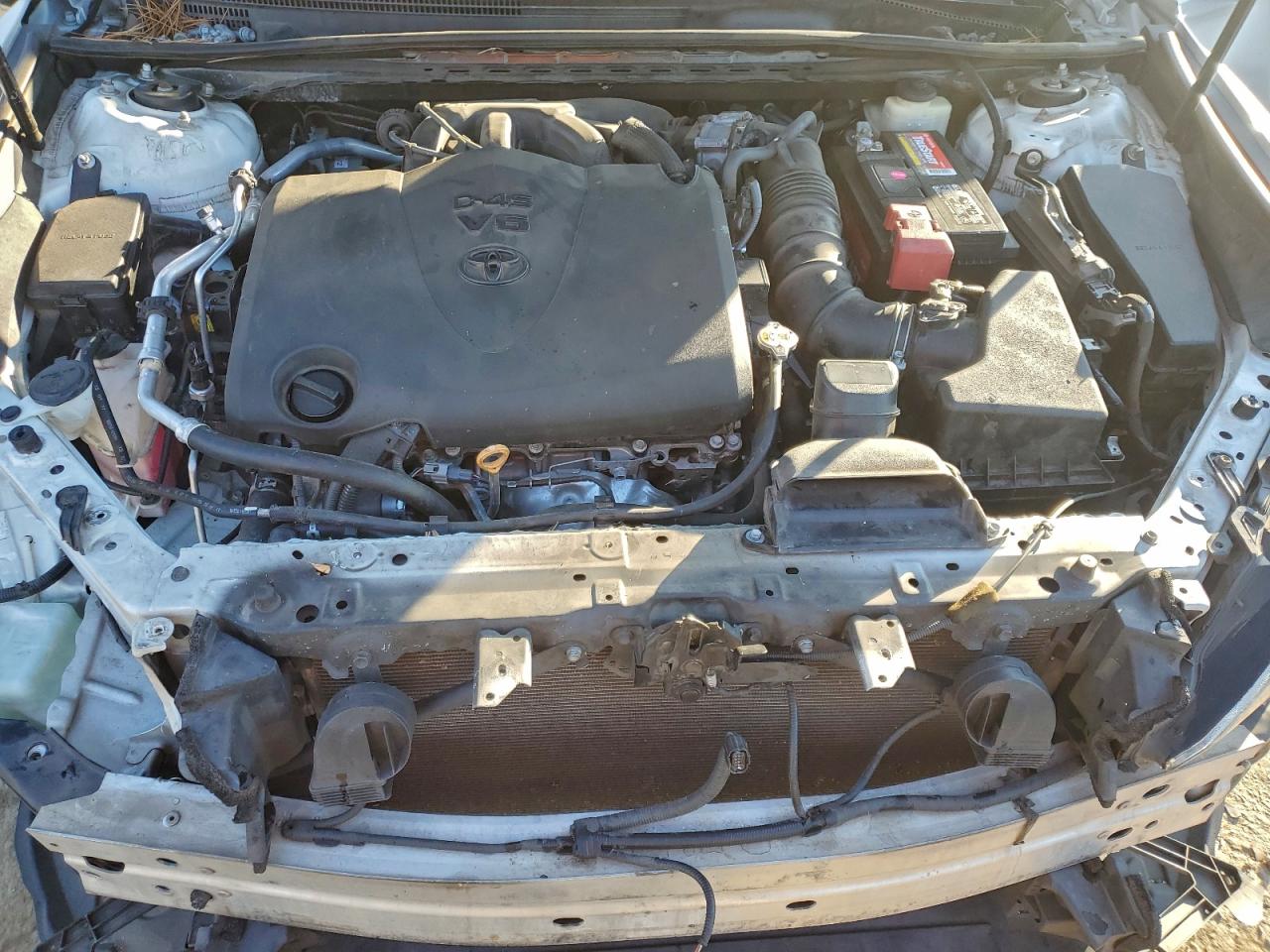 2018 TOYOTA CAMRY photo 21