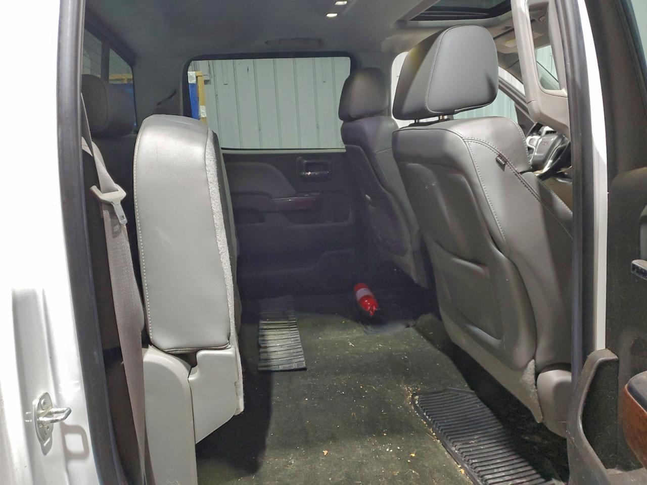 2015 GMC SIERRA K2500 SLT photo 28