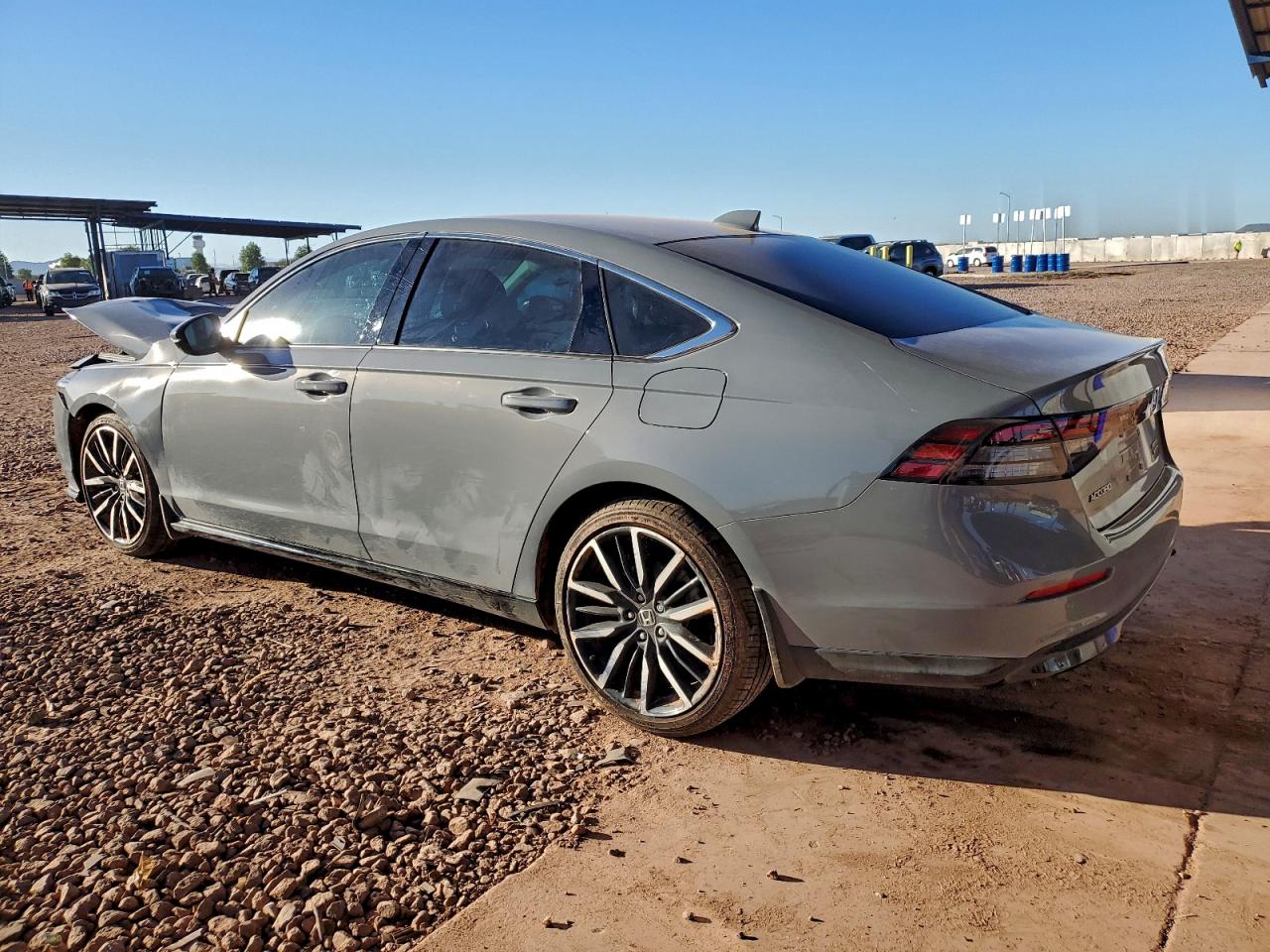 2025 HONDA ACCORD TOURING HYBRID photo 2