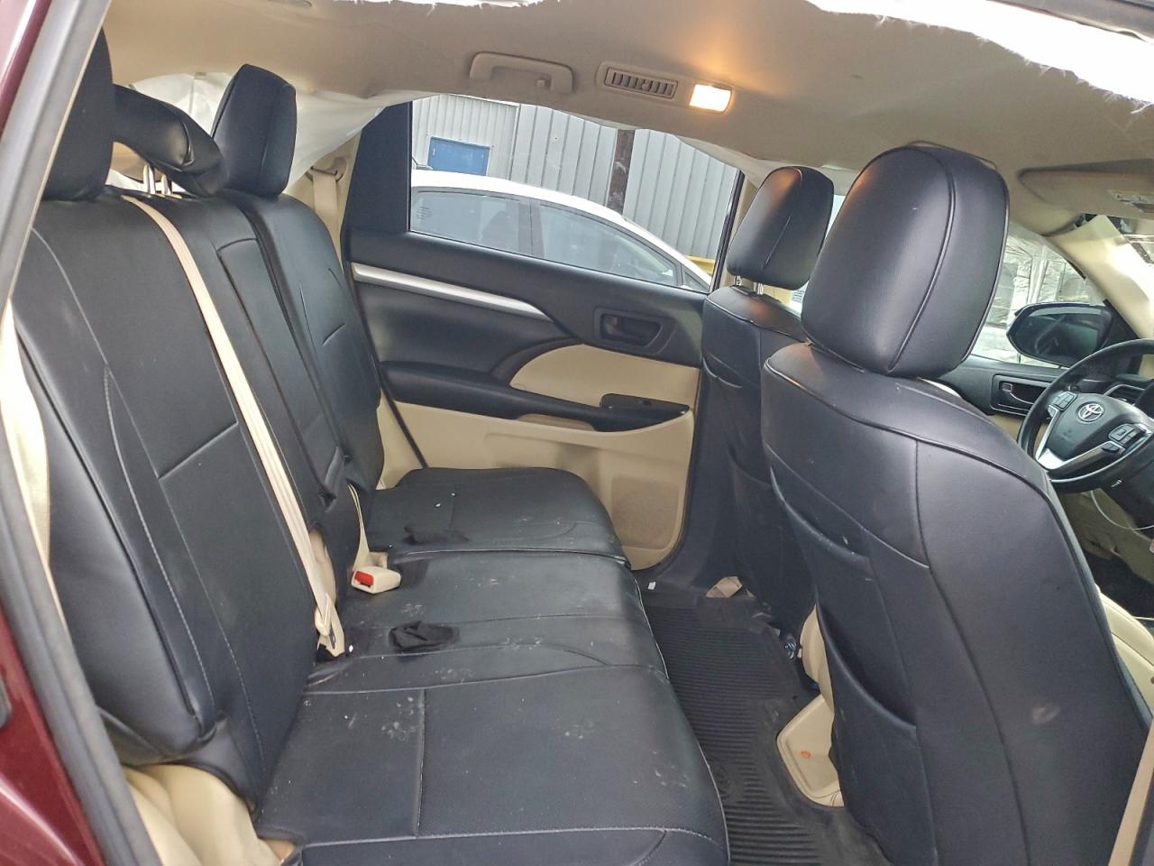 2018 TOYOTA HIGHLANDER LE PLUS photo 10