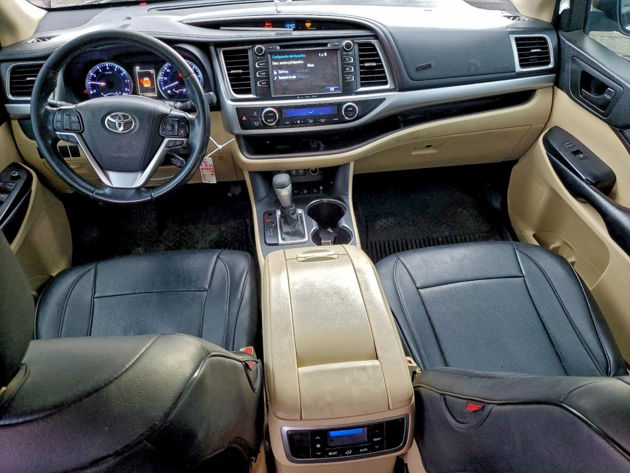 2018 TOYOTA HIGHLANDER LE PLUS photo 8