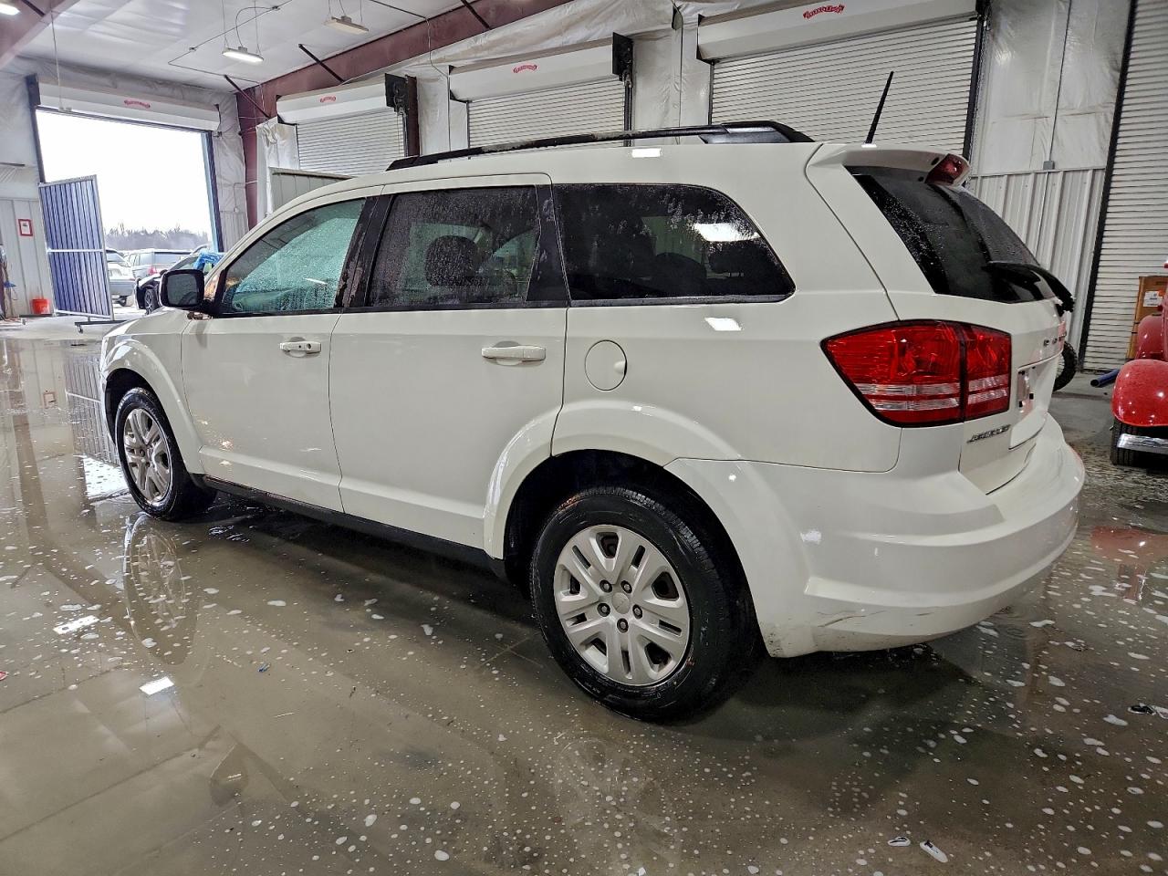2018 DODGE JOURNEY SE photo 3
