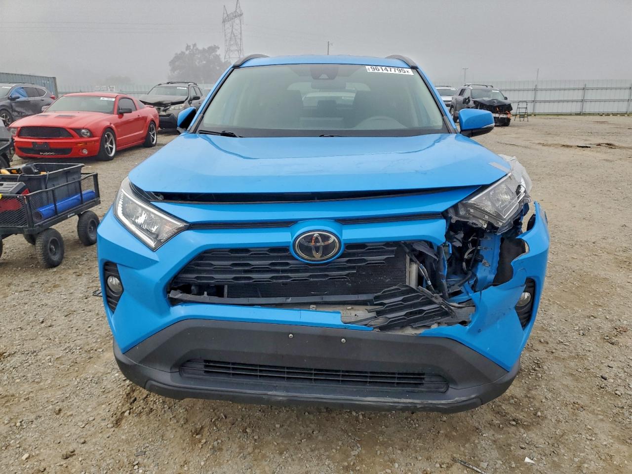 2021 TOYOTA RAV4 XLE photo 5