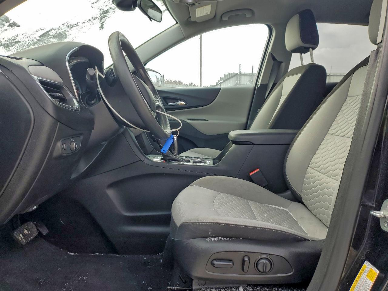 2020 CHEVROLET EQUINOX LS photo 13
