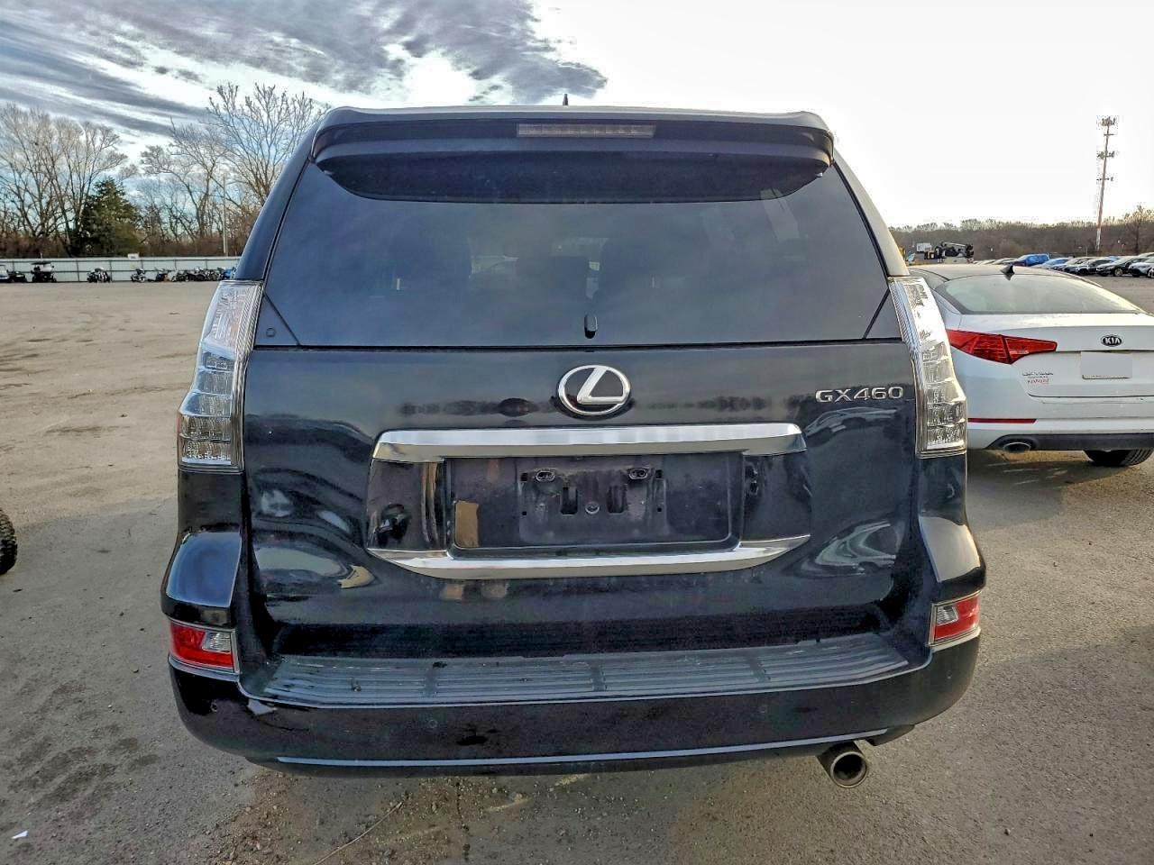 2023 LEXUS GX 460 photo 6