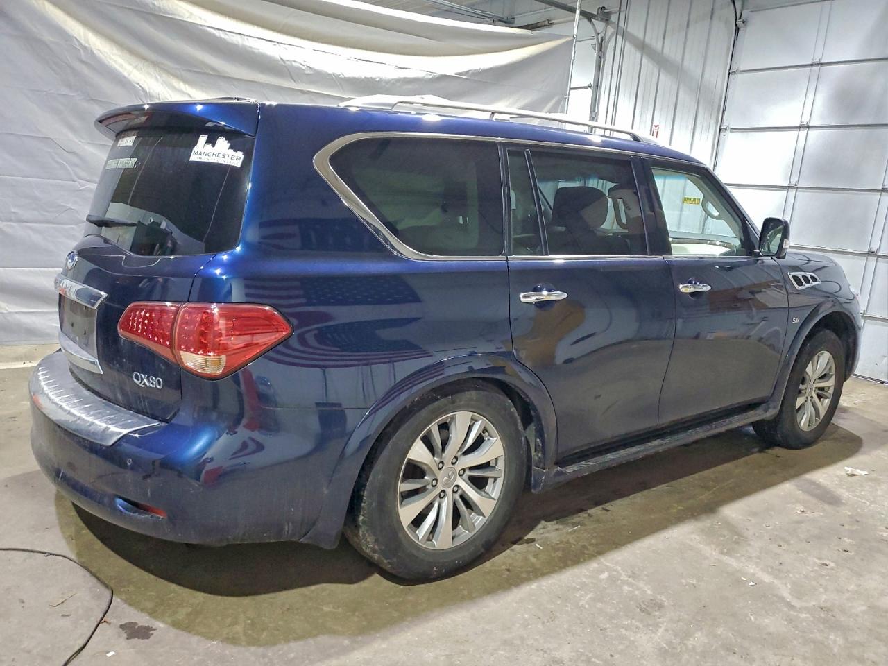 2017 INFINITI QX80 BASE photo 5