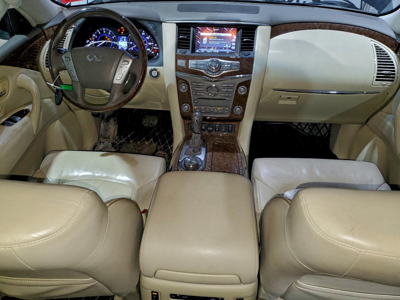 2017 INFINITI QX80 BASE photo 15