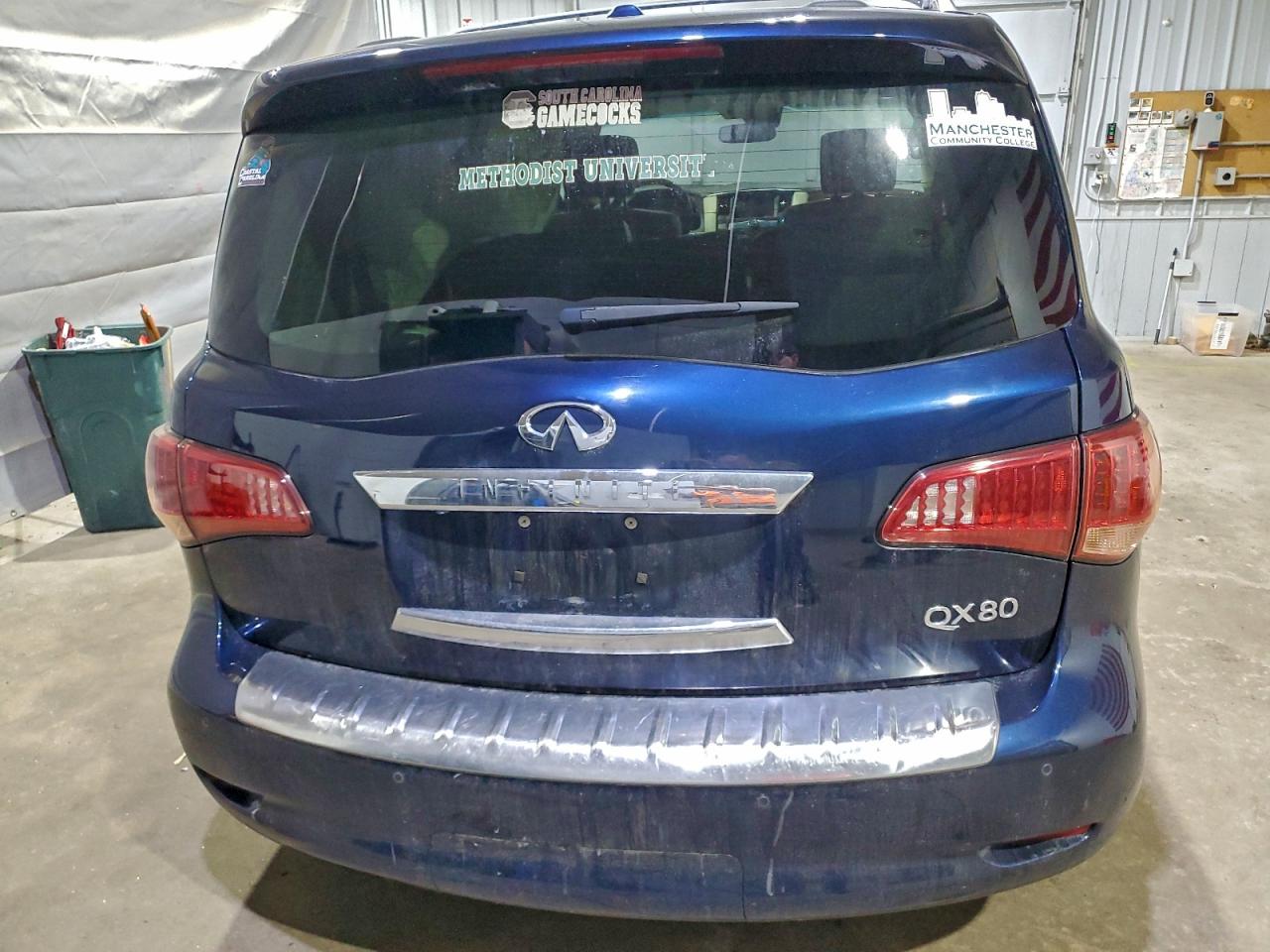 2017 INFINITI QX80 BASE photo 11