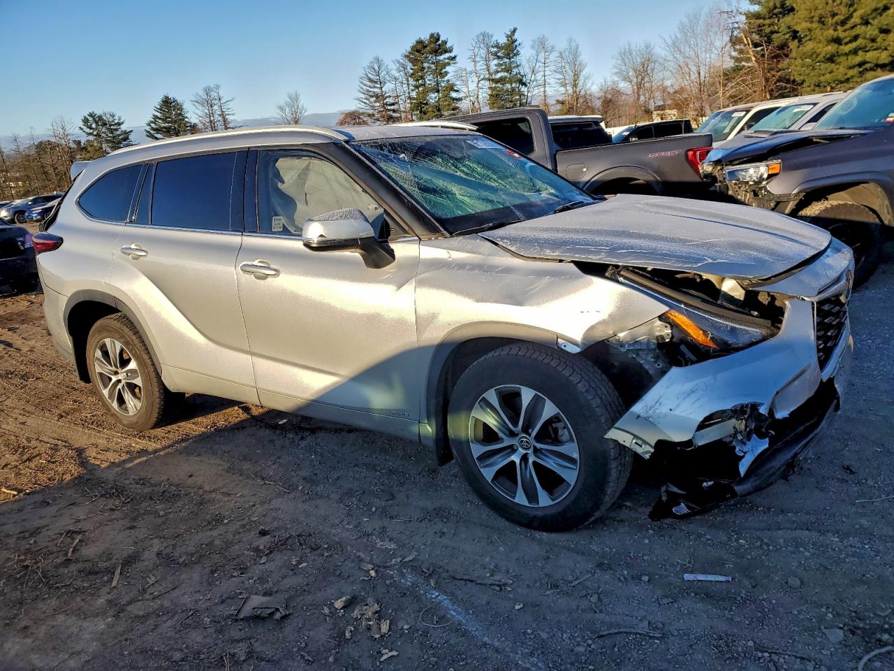 2022 TOYOTA HIGHLANDER HYBRID XLE photo 7