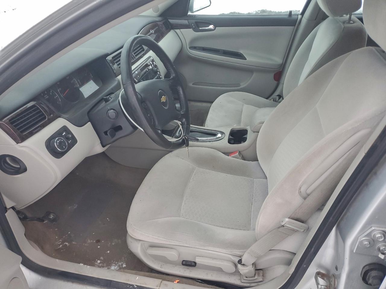 2012 CHEVROLET IMPALA LT photo 13