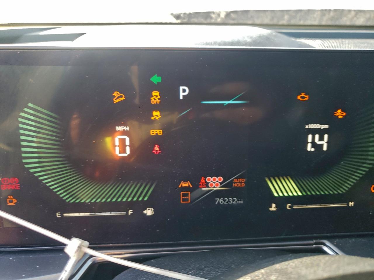 2024 KIA SORENTO LX photo 9
