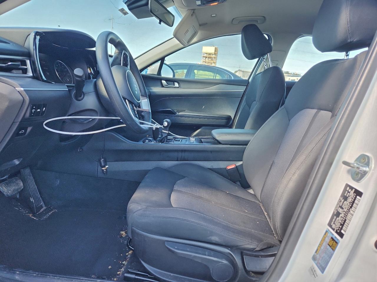 2023 KIA K5 LXS photo 7