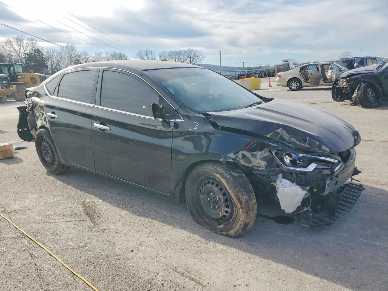 2019 NISSAN SENTRA S photo 4