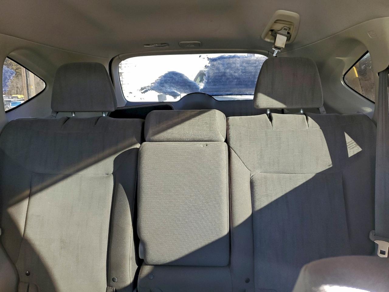 2014 HONDA CR-V LX photo 19