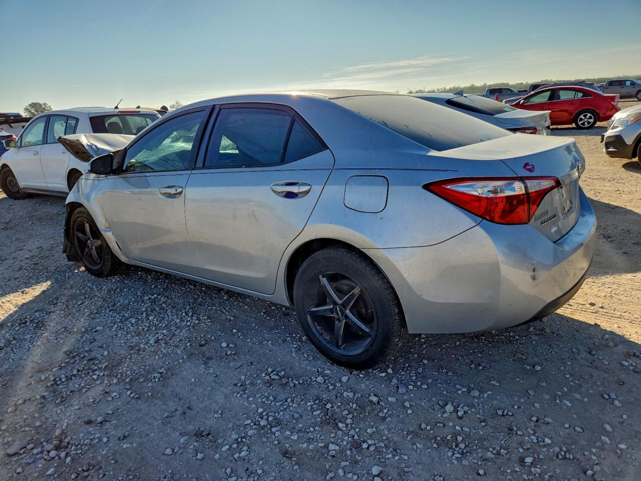 2015 TOYOTA COROLLA L photo 2