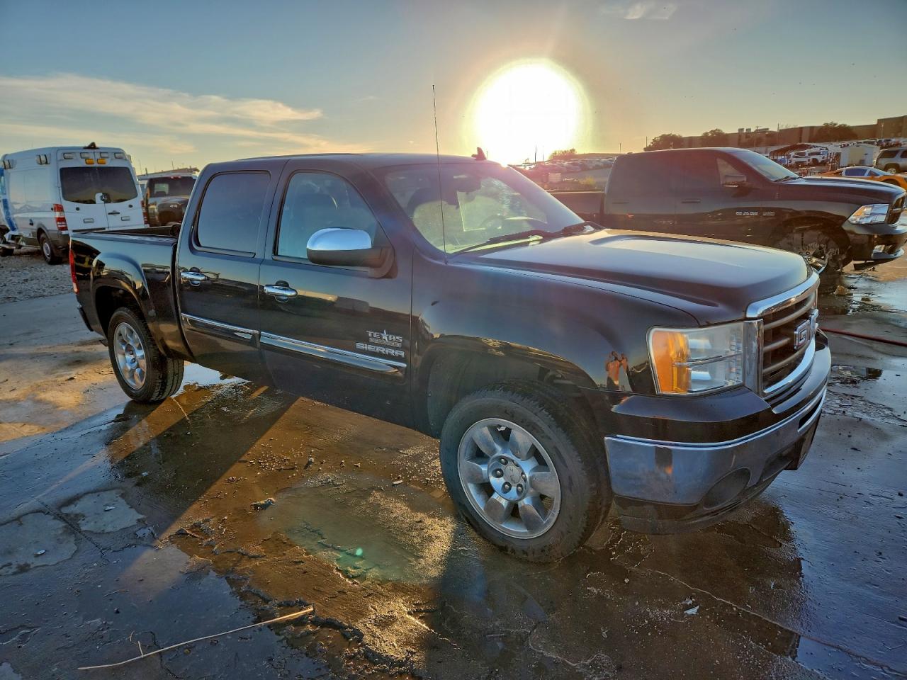 2010 GMC SIERRA C1500 SLE photo 7