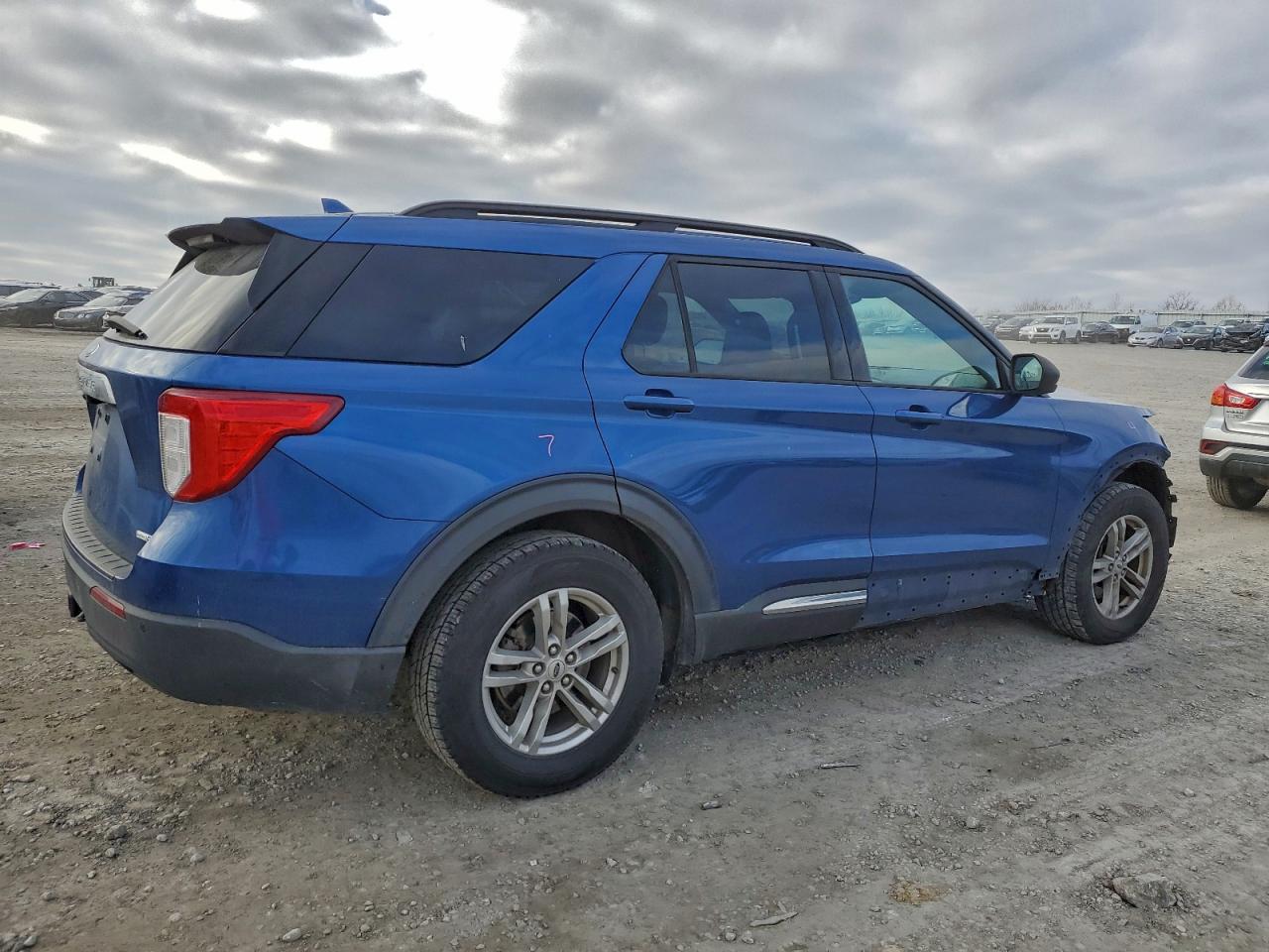 2020 FORD EXPLORER XLT photo 7