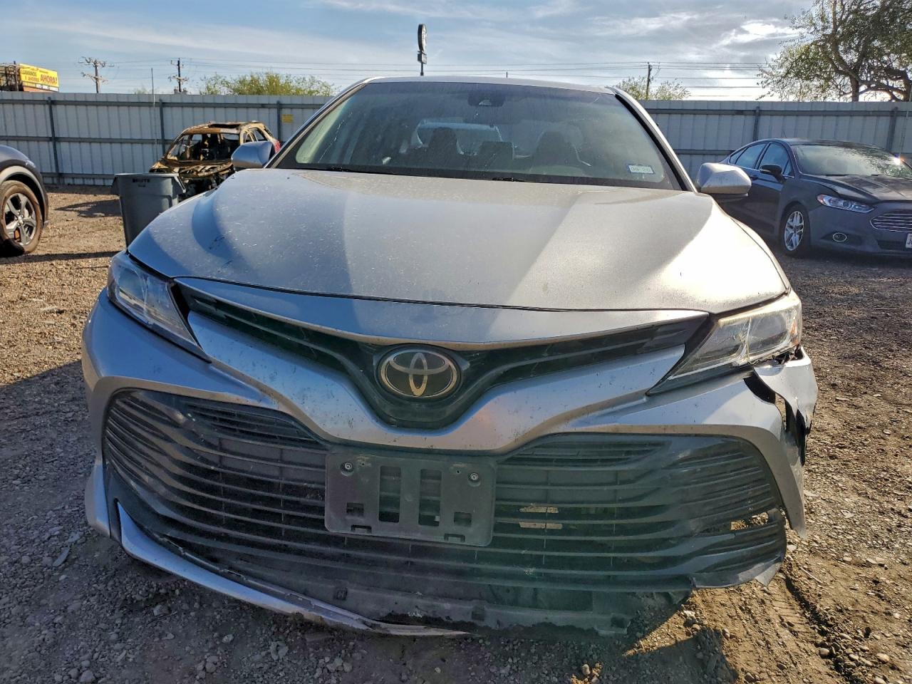 2020 TOYOTA CAMRY LE photo 9