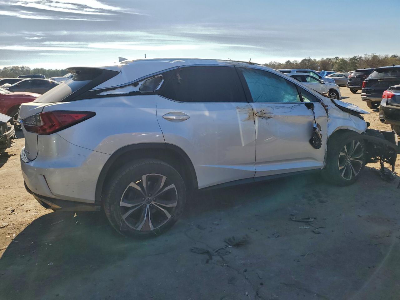 2018 LEXUS RX photo 3