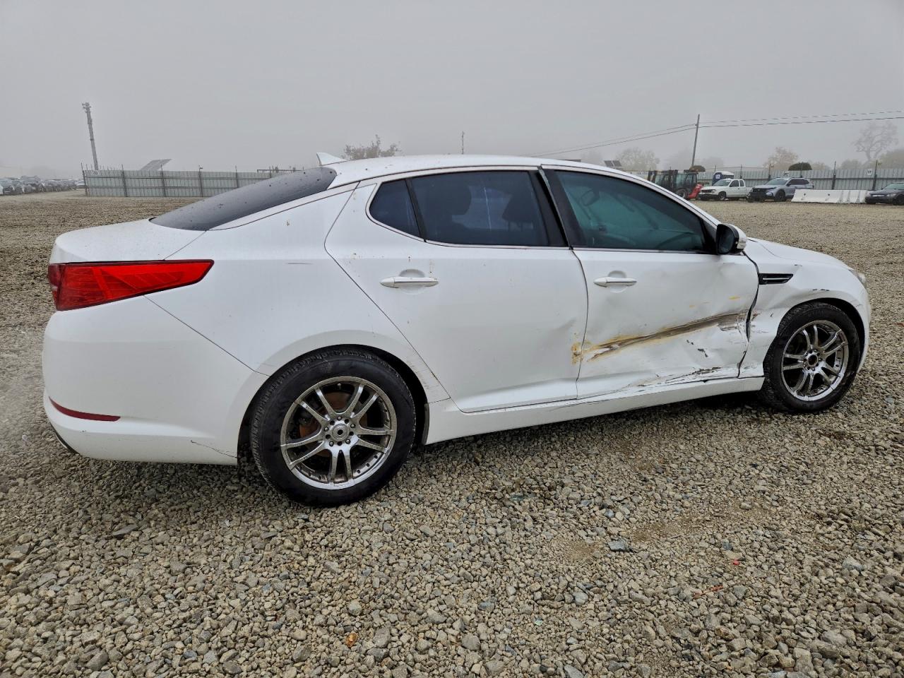 2013 KIA OPTIMA LX photo 3