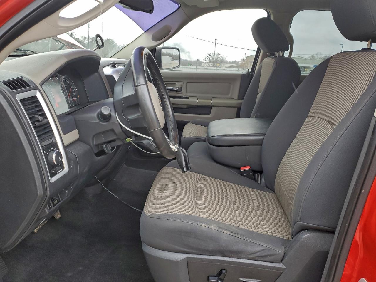 2010 DODGE RAM 1500 photo 7