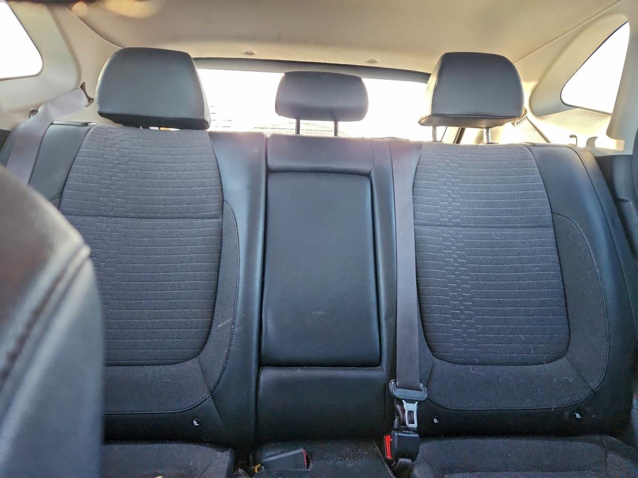 2021 KIA SELTOS S photo 10