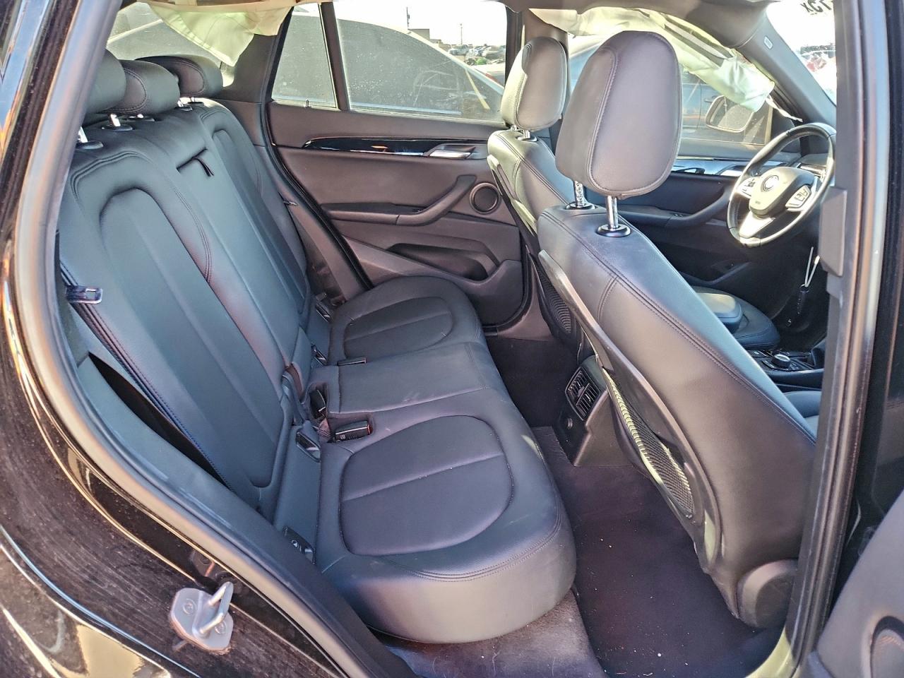 2016 BMW X1 XDRIVE28I photo 21