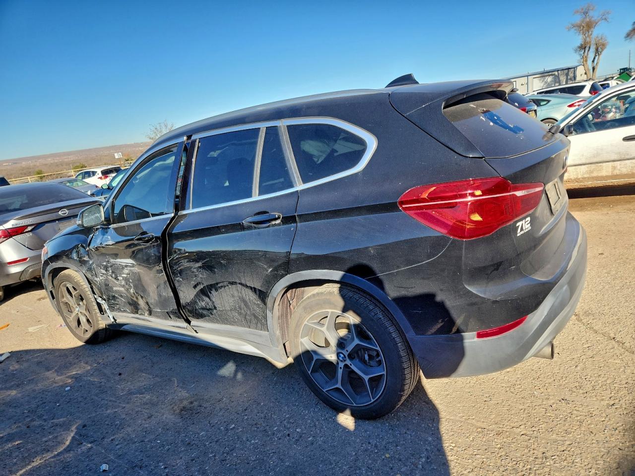 2016 BMW X1 XDRIVE28I photo 3