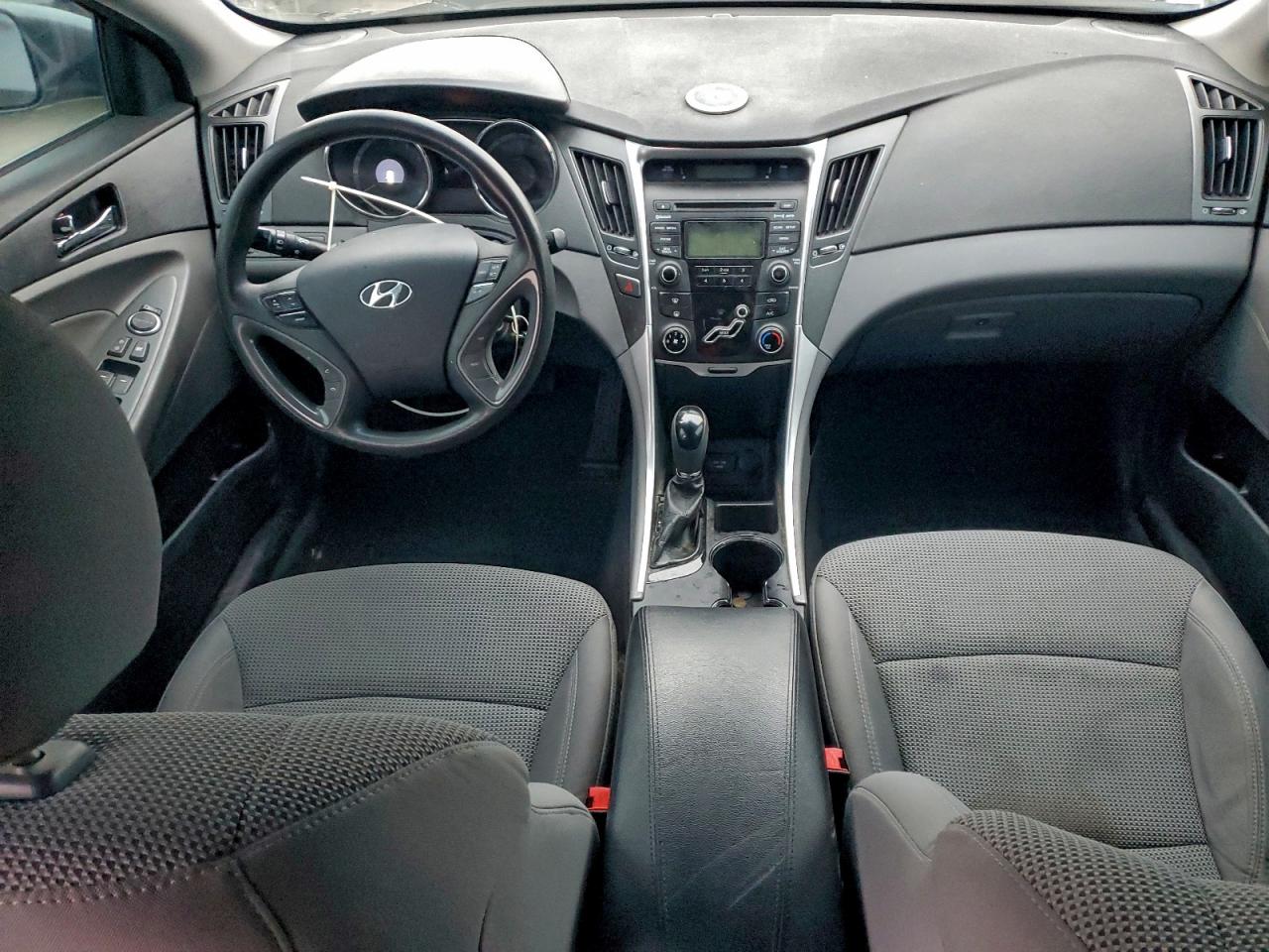 2013 HYUNDAI SONATA GLS photo 8
