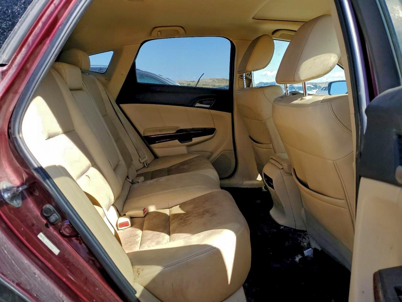 2012 HONDA CROSSTOUR EXL photo 28
