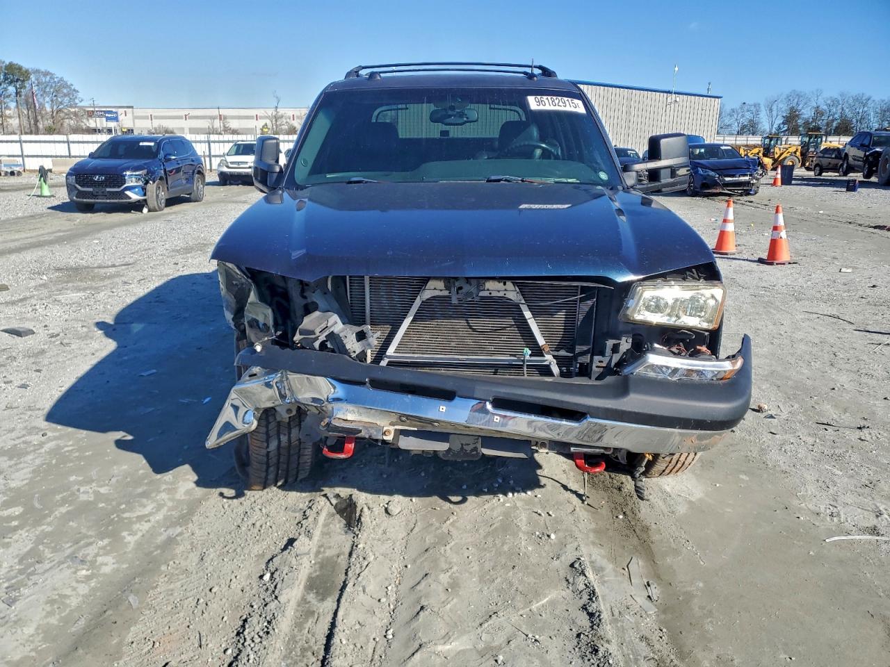 2004 CHEVROLET AVALANCHE K1500 photo 5