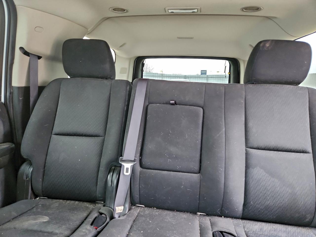 2013 CHEVROLET SUBURBAN K2500 photo 10