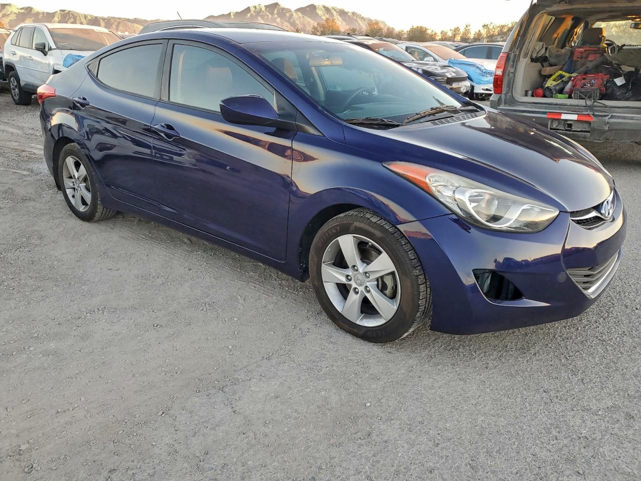 2013 HYUNDAI ELANTRA GLS photo 4
