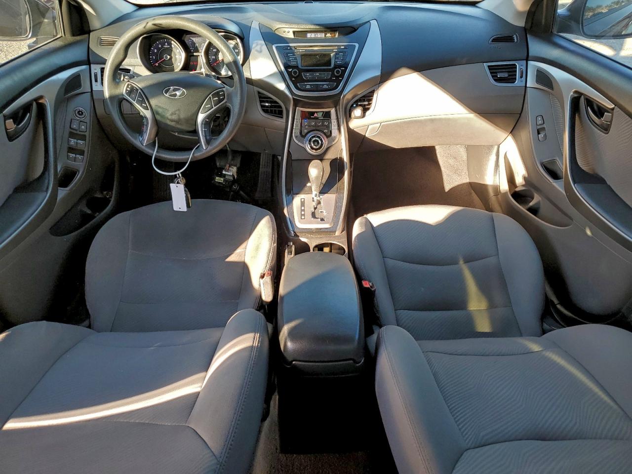 2013 HYUNDAI ELANTRA GLS photo 8